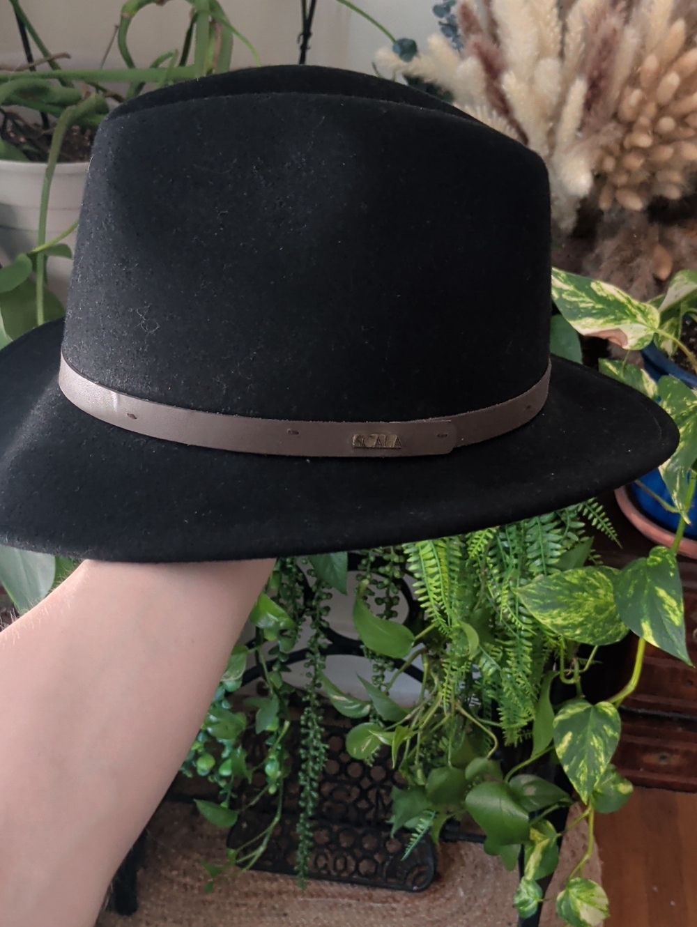 Scala Vintage Felted Black Hat Leather Band